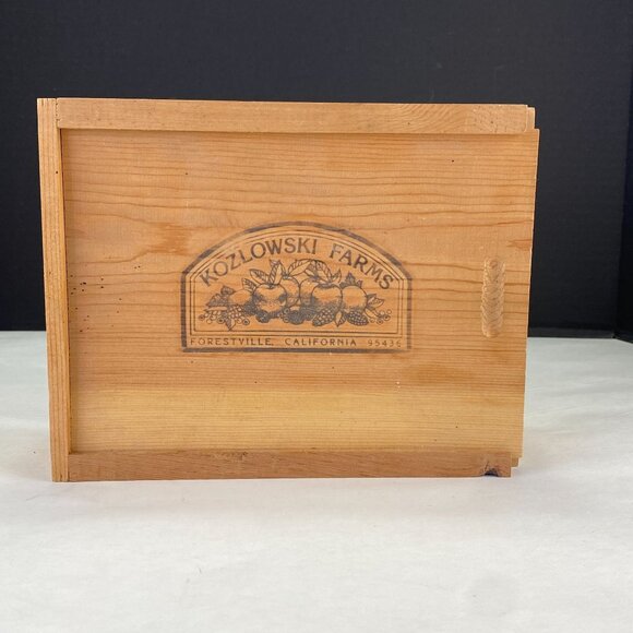 Vintage Kozlowski Farms Forestville CA Wood  Slide Top Box - Picture 1 of 11